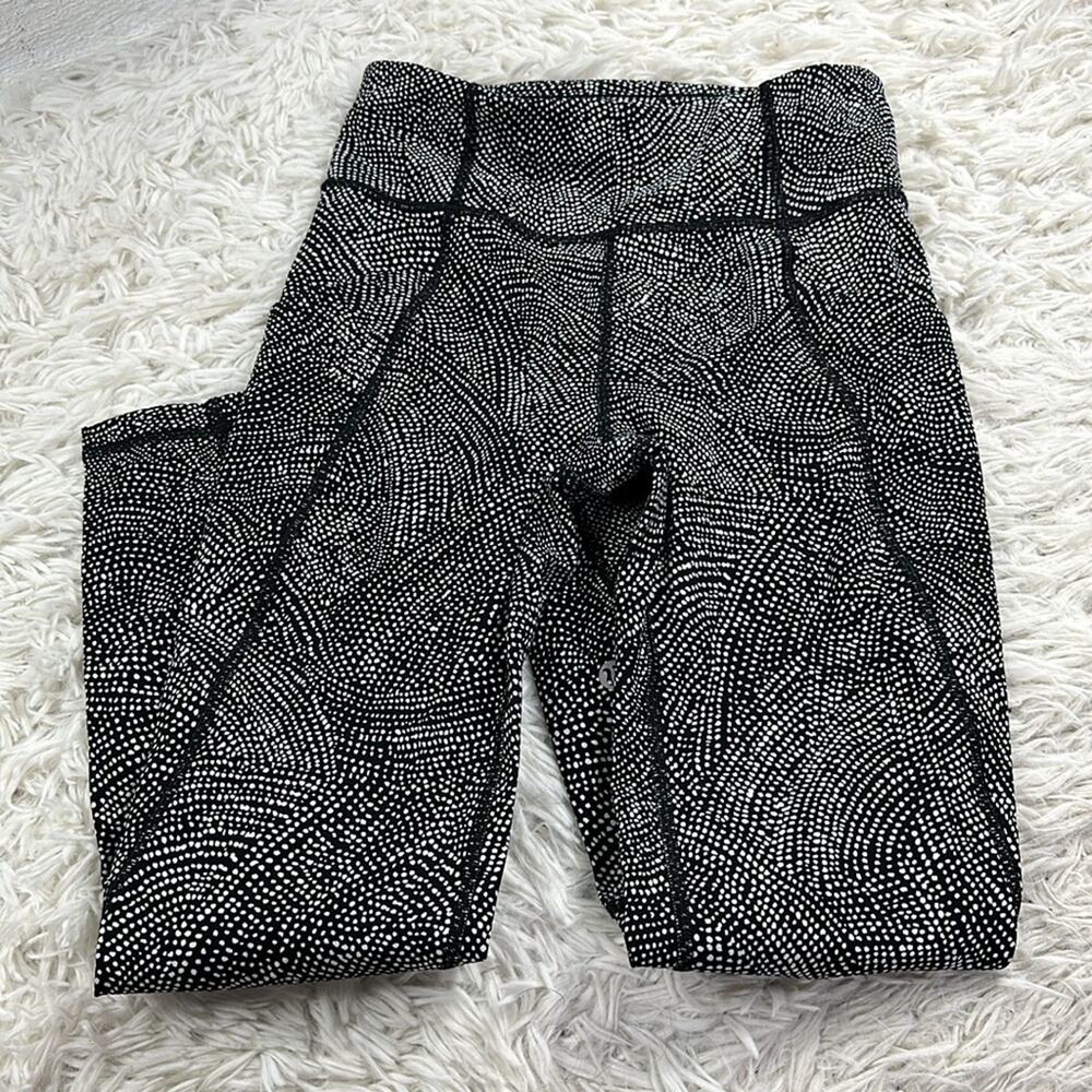 Lululemon Pace Rival High-Rise Crop 22" Velocity Mesh Island Mist Black / Black
